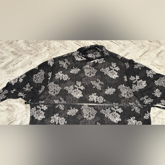 Lane Bryant Fitted Sheer Mock-Neck Mesh Floral Top Size 18/20 - Picture 9 of 11